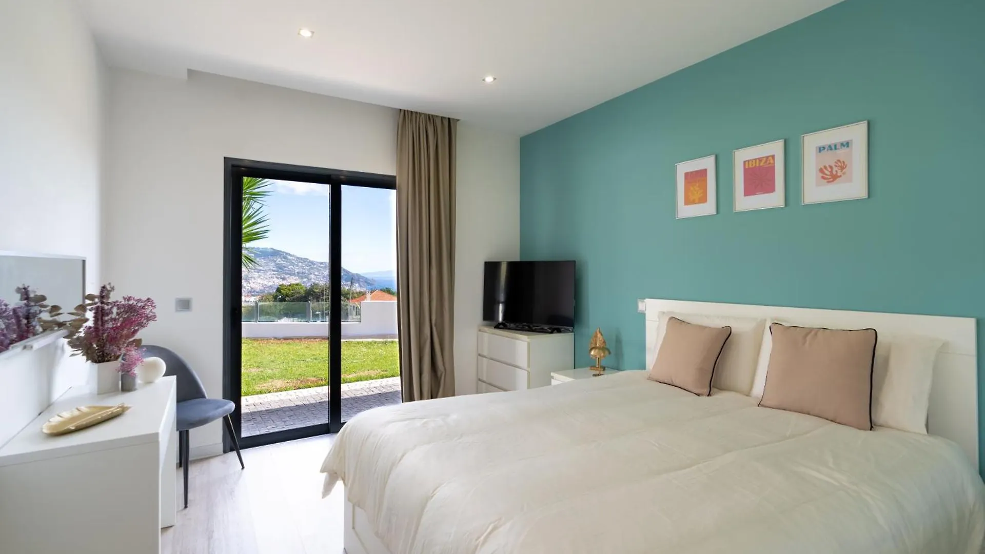 Casa Terrea, Vista Mar Montanha Ideal Familias Ou Casais فونشال بيت للعطل